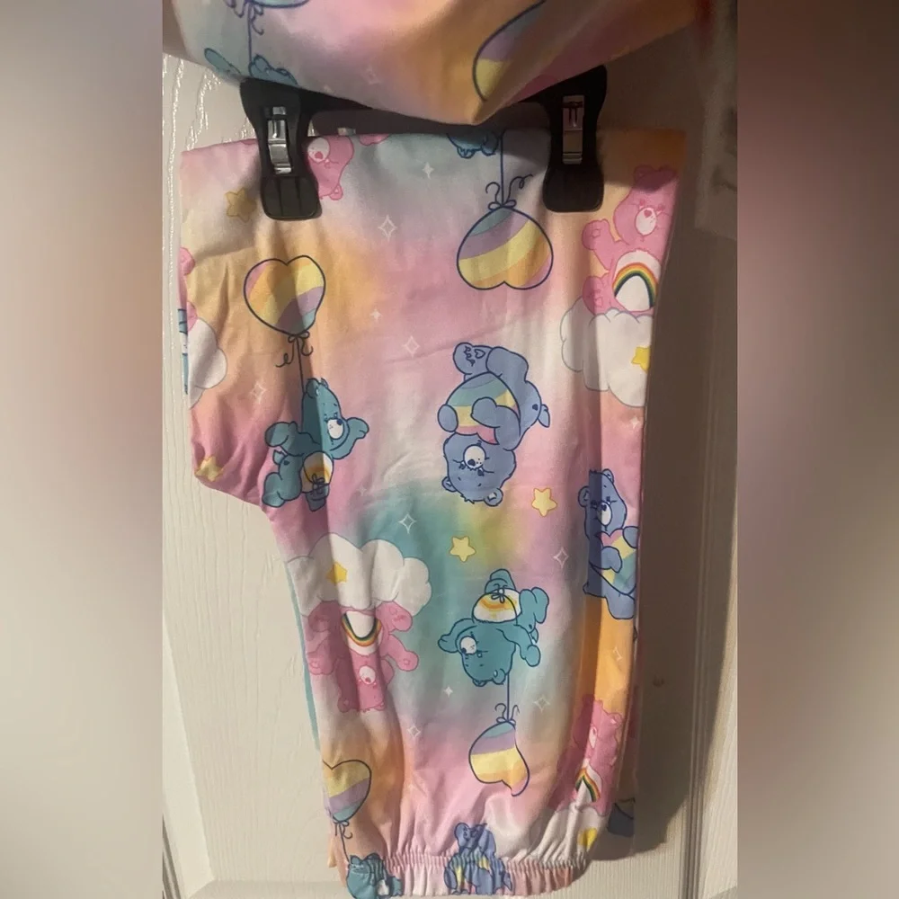 NWT Care Bears Girls Pajama Set Size‎ M 7/8 Rainbow Hearts 2 Piece Sleepwear